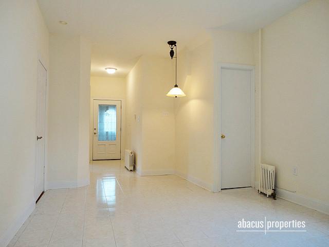 Building Photo - 712 Ditmas Ave