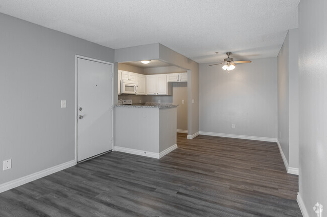 2BR, 2BA - 850SF - Citrus Gardens Apartments