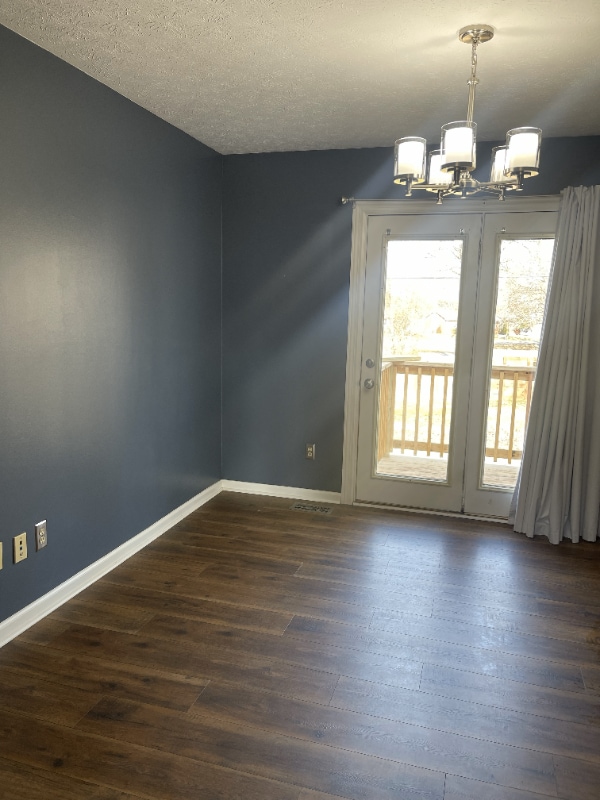 Building Photo - 3505 Curtiswood Ln E