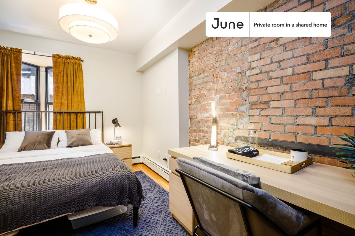 Private bedroom in 3 bed/1 bath Home - Private bedroom in 3 bed/1 bath Home