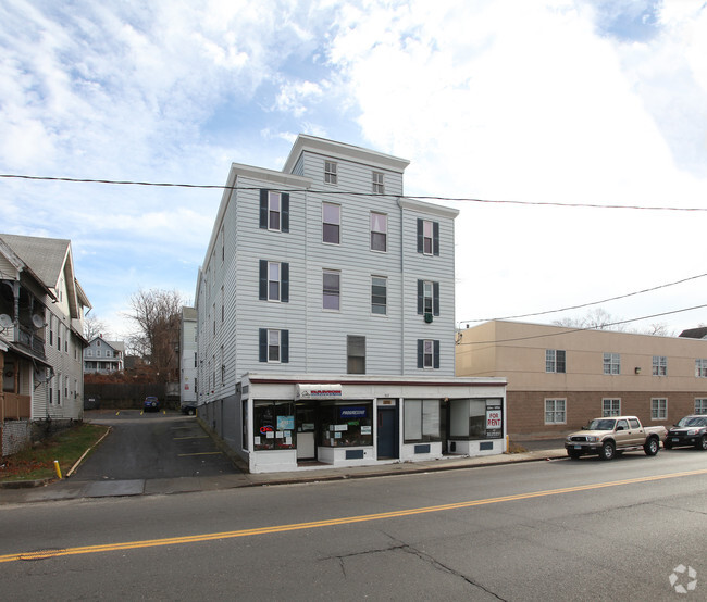 Building Photo - 937 S Main St