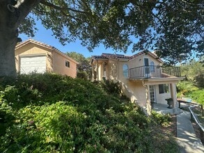 Building Photo - 1250 N San Marcos Rd