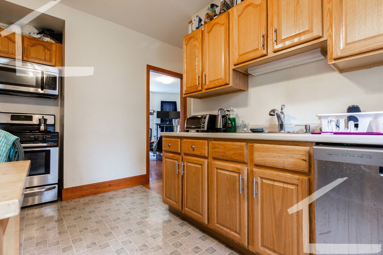 Foto principal - 12 Montcalm Ave