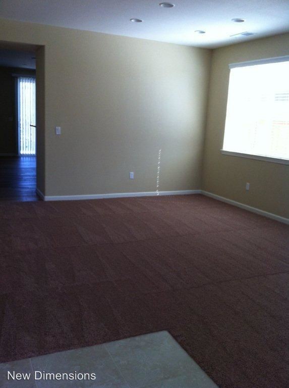 Foto del edificio - 2660 Peavine Creek Rd