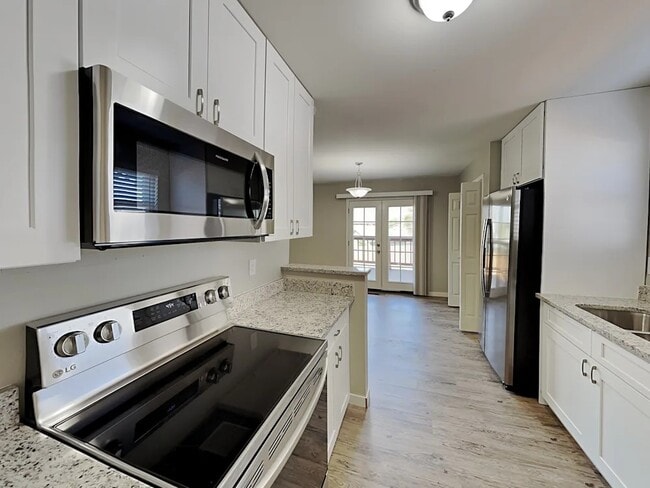 Building Photo - 4531 Forsythe Dr