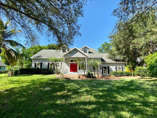 Foto del edificio - 8189 Sandpiper Rd