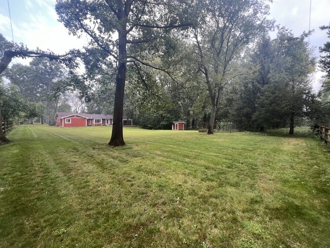 Photo - 420 W Delhi Rd House