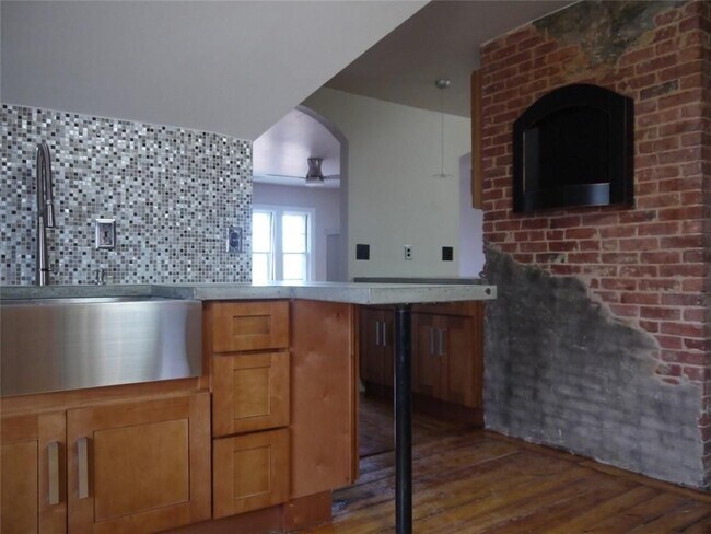 Foto del edificio - 283 Norwood Ave