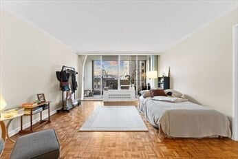 Foto del edificio - 33 Pond Ave