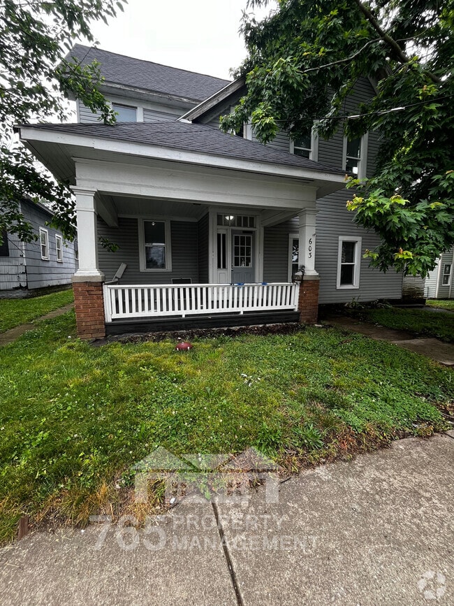 Building Photo - 603 S Main St