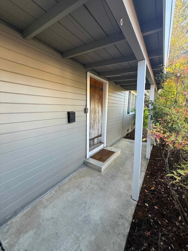 Foto del edificio - 291 La Questa Dr