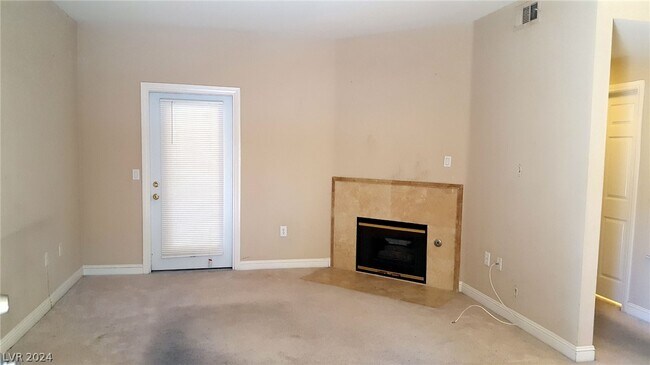 Building Photo - 5250 S Rainbow Blvd