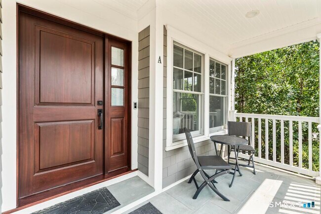 Foto del edificio - 16 Hawthorne St S