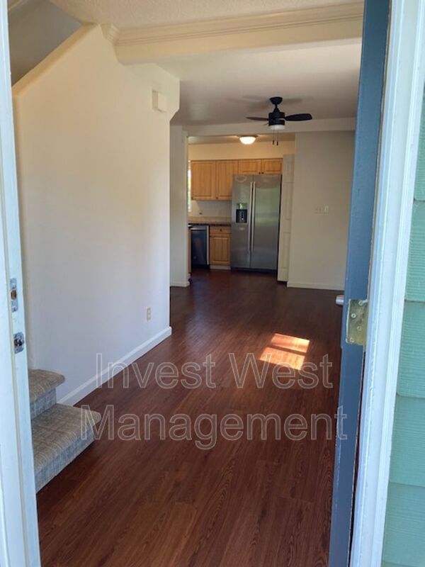 Foto del edificio - 524 NW Fargo St