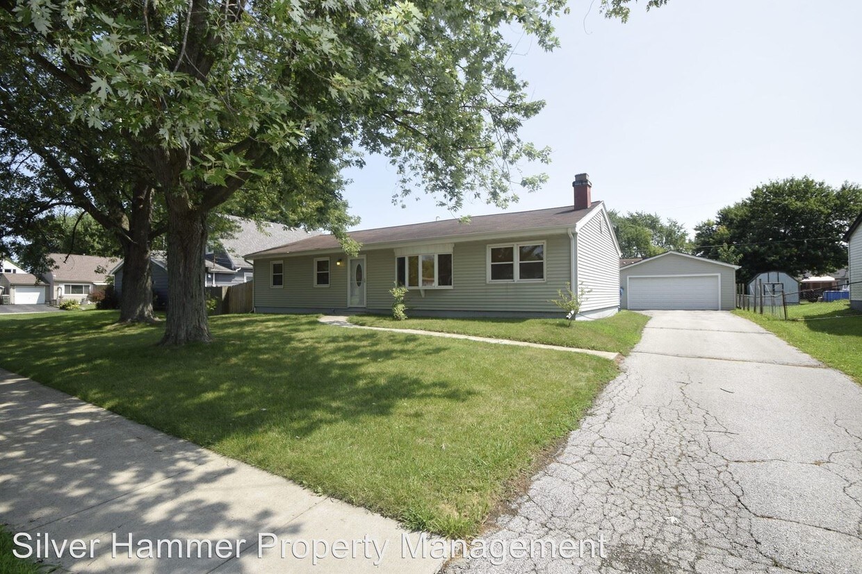 Primary Photo - 3 br, 1.5 bath House - 737 Governor Road