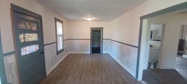 Foto del edificio - 1202 Gatewood Rd