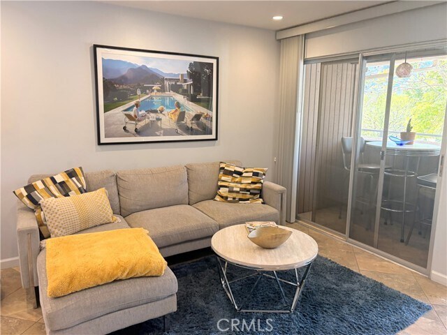 Foto del edificio - 510 N Villa Ct