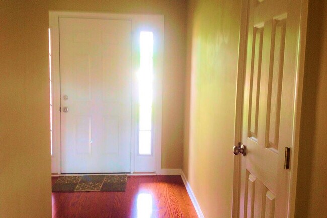 Foto del edificio - 220 Ansley Way