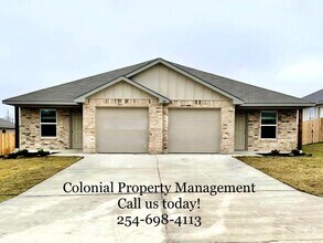 Building Photo - 708 B Kimble Dr