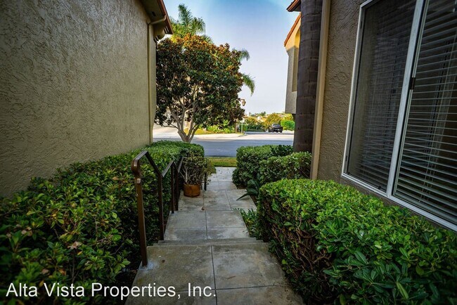 Foto del edificio - 3 br, 2.5 bath House - 5744 Caminito Empresa