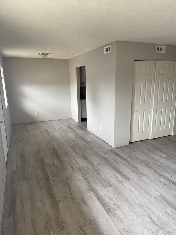 Foto del edificio - 908 E 17th Ave
