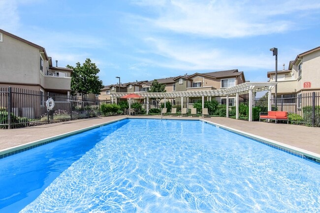 Building Photo - Cornerstone