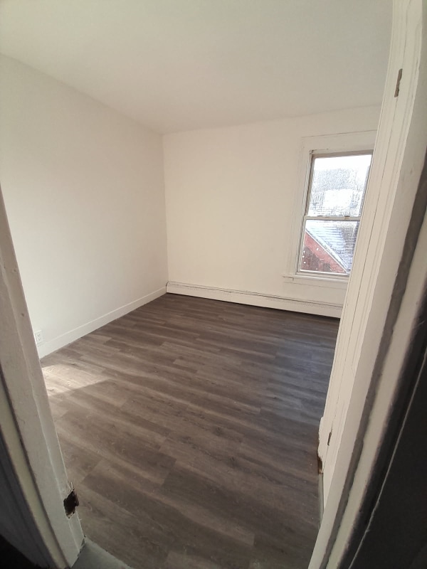 Foto del edificio - 120 Babcock St