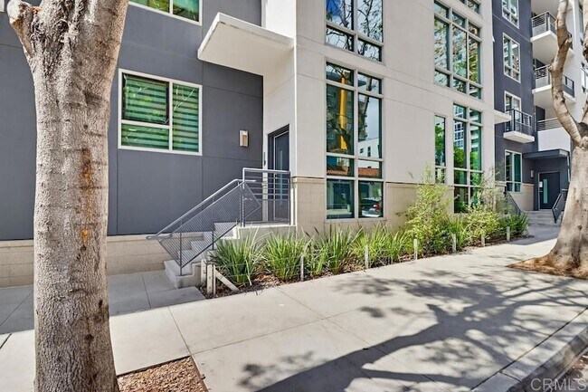Foto del edificio - 425 W Beech St