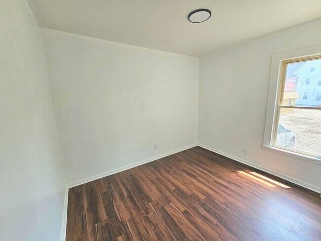 Building Photo - Spacious Multi-Family Apartments for Rent ...