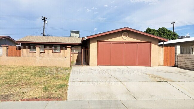 Foto del edificio - 83574 Tourmaline Ave