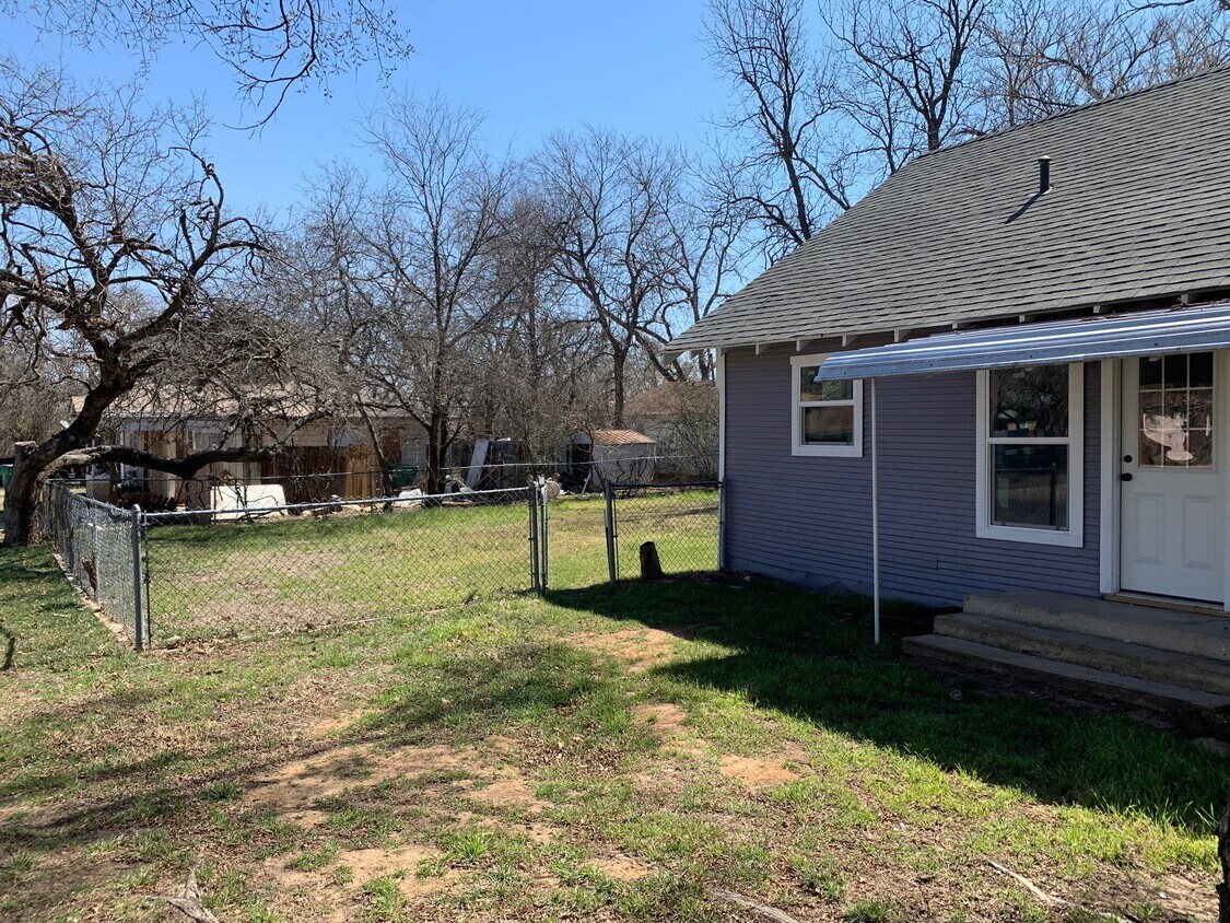 1093 N Ollie St, Stephenville, TX 76401 House Rental in Stephenville