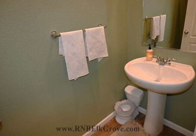 Foto del edificio - Resident Benefit Package Property