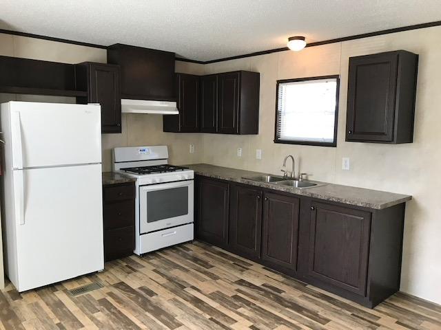 Building Photo - 69 Farmington Dr