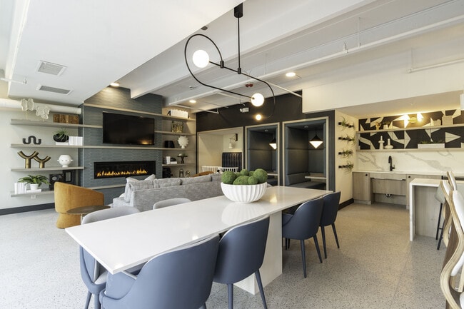 Building Photo - Park Cheesman