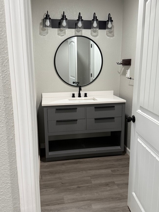 Foto del edificio - 4121 Willowoak Dr