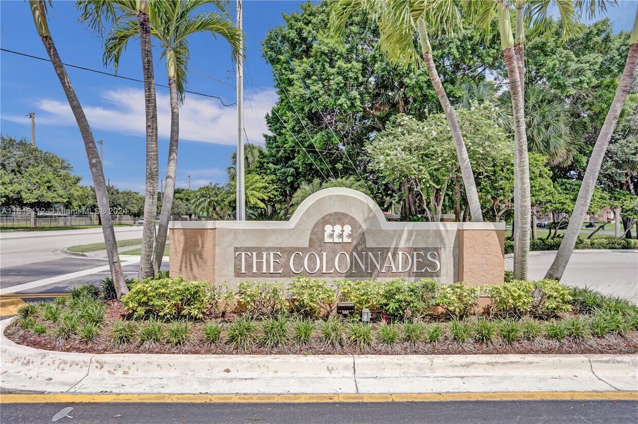 Foto principal - 773 NW 91st Terrace