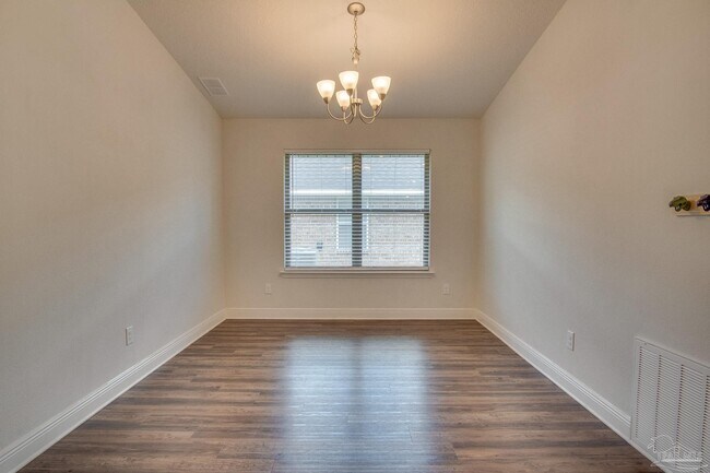 Foto del edificio - 3633 Conley Dr