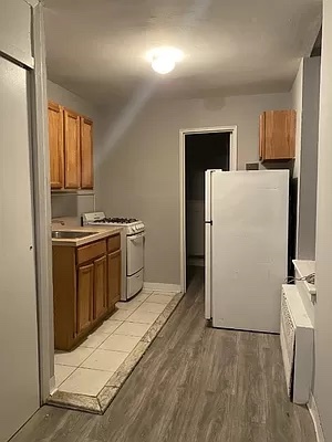Foto del edificio - 113 E 119th St