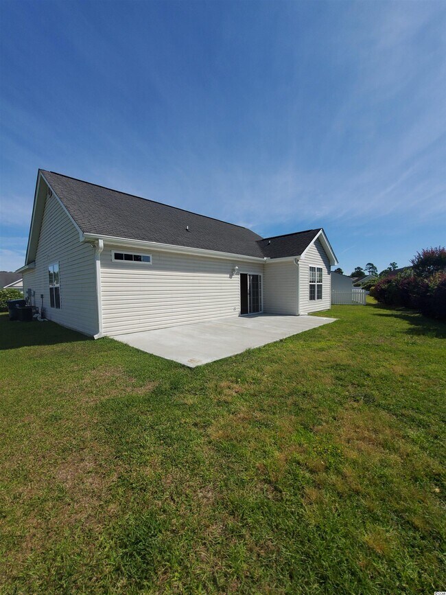 Building Photo - 1305 Lars Ct