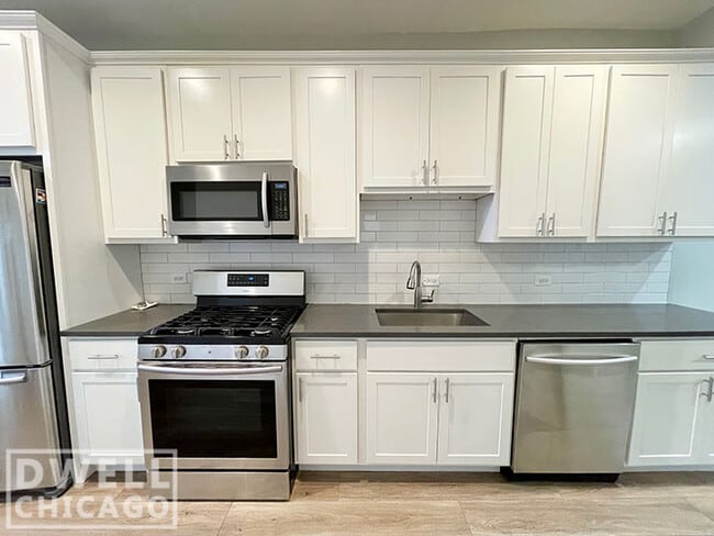 Building Photo - 5130 S University Ave