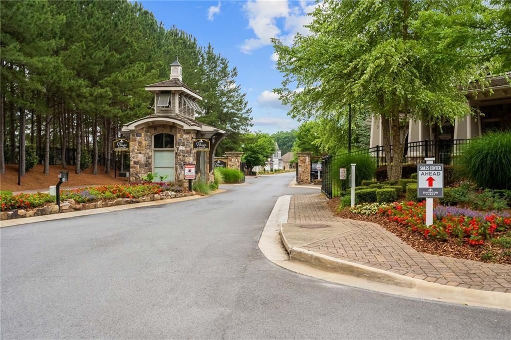 Primary Photo - 725 Stickley Oak Way