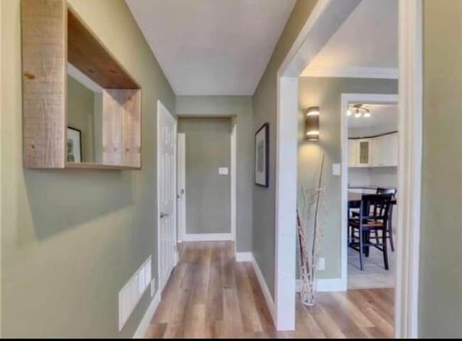 Photo du bâtiment - 221 Maplegrove Av