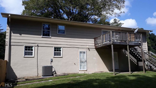 Foto del edificio - 6236 Thornhedge Dr