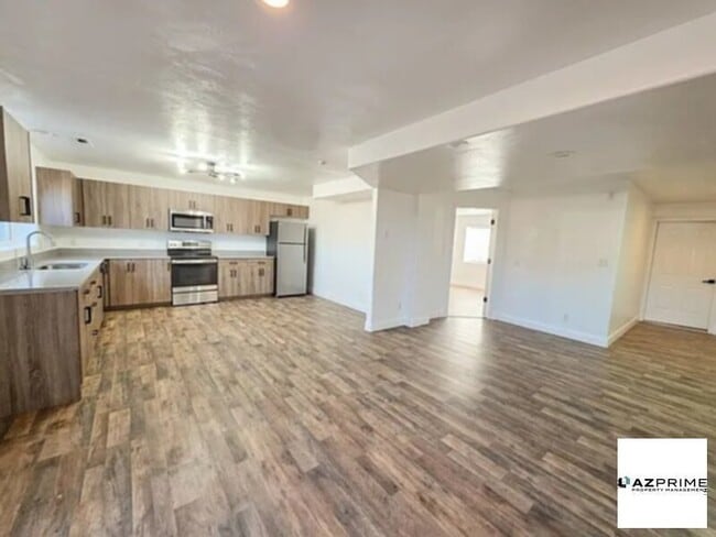 Building Photo - Apartment in Hildale available