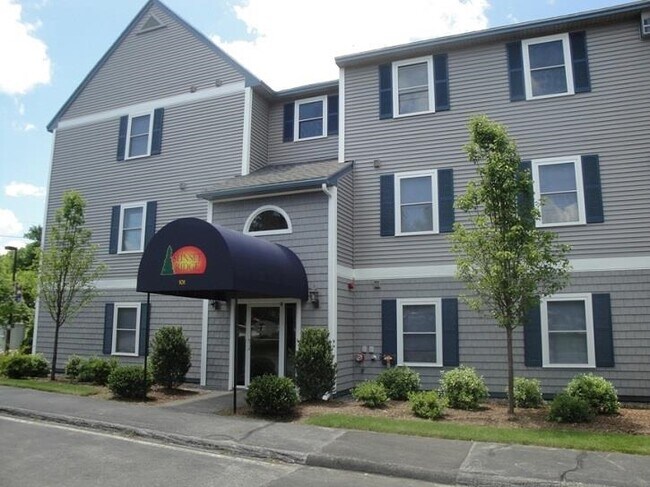 Foto del edificio - 145 Eastern Ave