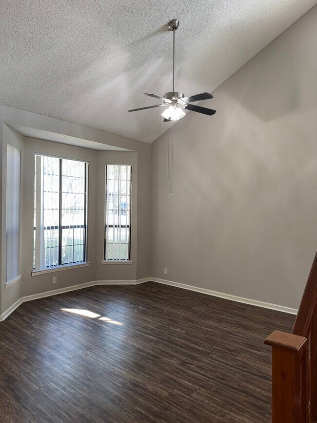 Building Photo - 16739 Crystal Glade