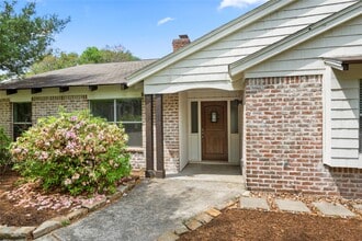 Building Photo - 4023 Bayou Grove Dr