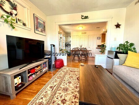 Foto del edificio - 223 Summer St