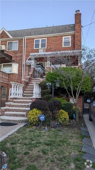 Building Photo - 8887 15th Ave
