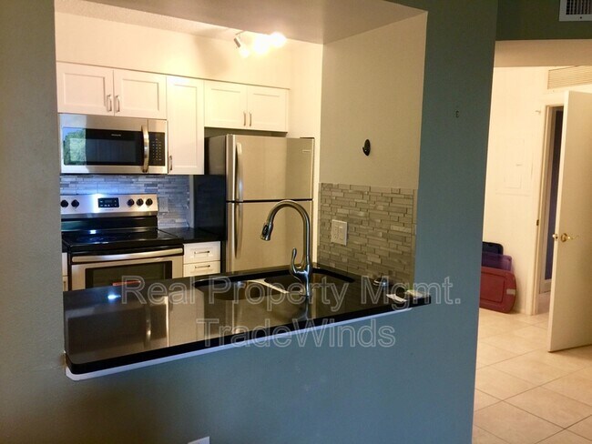 Building Photo - 2333 Feather Sound Dr